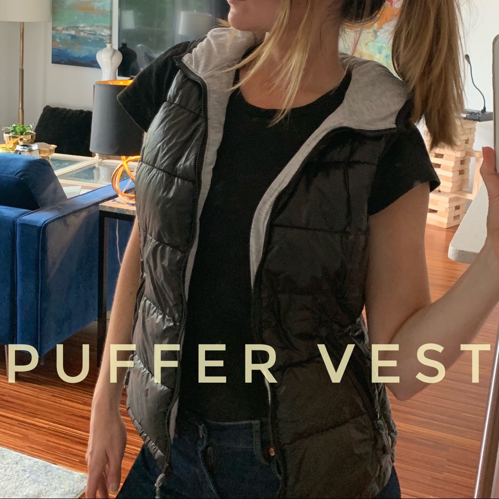 Black Puffer Vest by Tangerine - Size Small